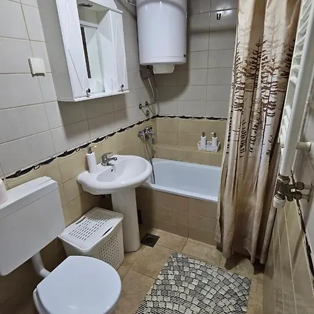 Duca Apartment